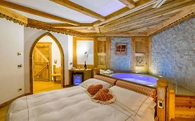 Albergo Hotel Chalet Pineta