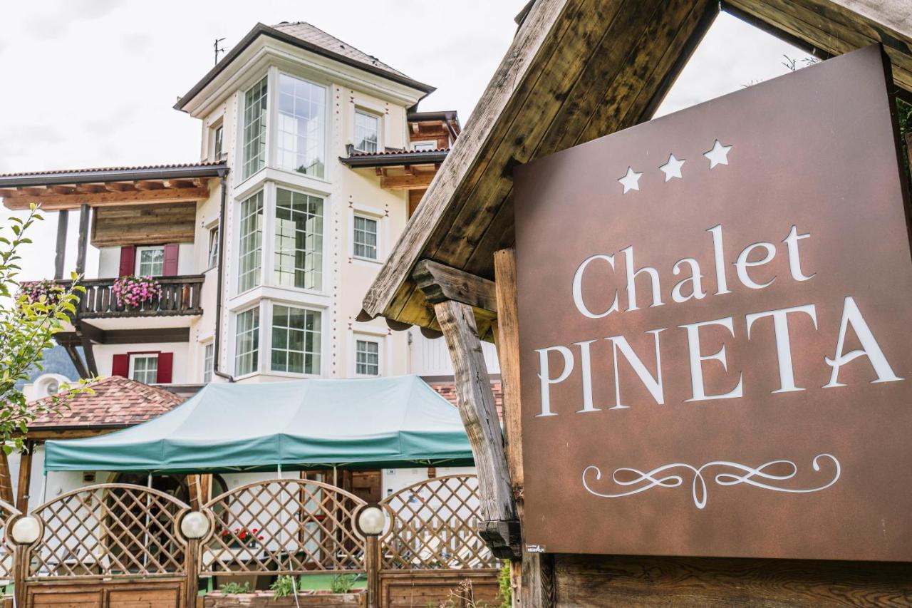 Hotel Chalet Pineta Relax Location Canazei Exterior foto